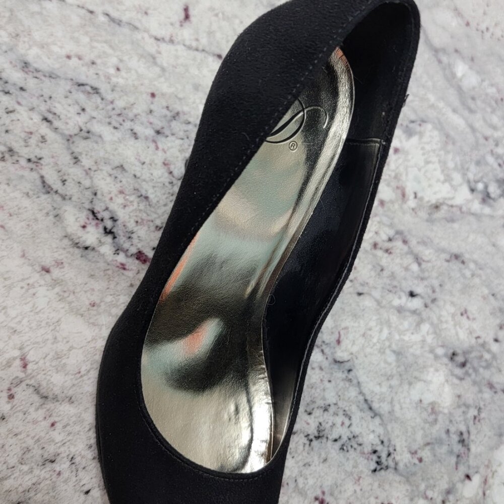 Delicious High Heels - Picture 9 of 13